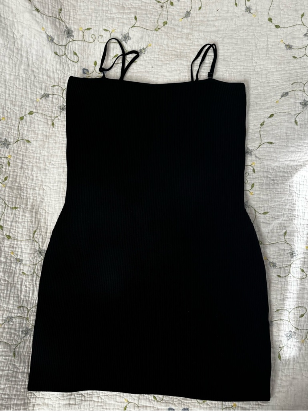 Aritzia/ Babaton Sculpt Knit Cami Dress Black Large